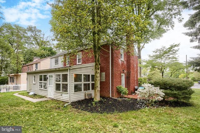 1604 KENT RD, Camp Hill, PA 17011