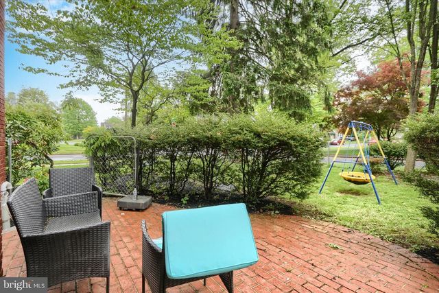 1604 KENT RD, Camp Hill, PA 17011