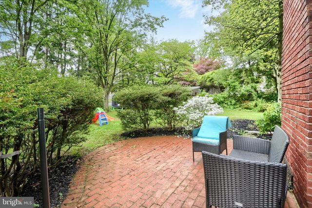 1604 KENT RD, Camp Hill, PA 17011