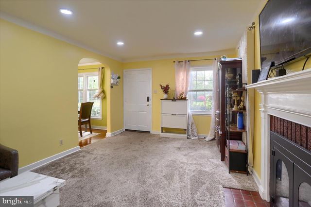 1604 KENT RD, Camp Hill, PA 17011