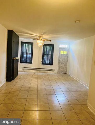 1124 NORTH ST, Philadelphia, PA 19123