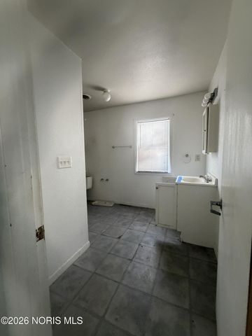 1374 Gage Drive, Toledo, OH 43612