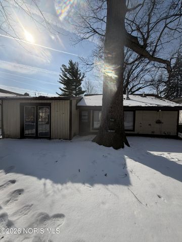 1374 Gage Drive, Toledo, OH 43612