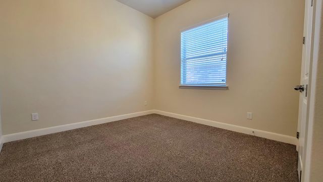 706 Old Settlers DR, San Marcos, TX 78666