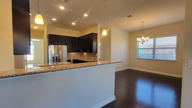 706 Old Settlers DR, San Marcos, TX 78666