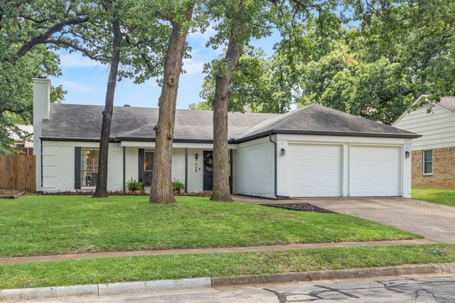 408 Thorn Wood Drive, Euless, TX 76039