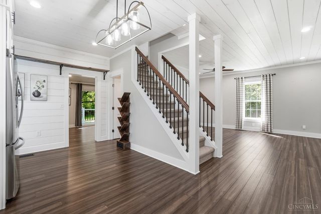 6275 Roundhead Road, Penn Twp, OH 45159