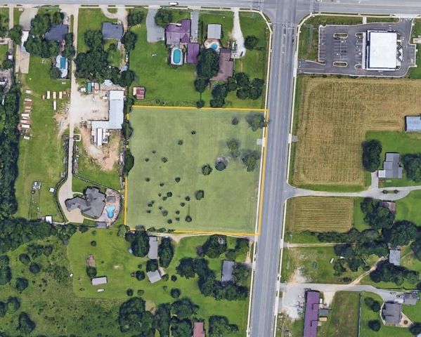 3722 Old Missouri Road, Springdale, AR 72764