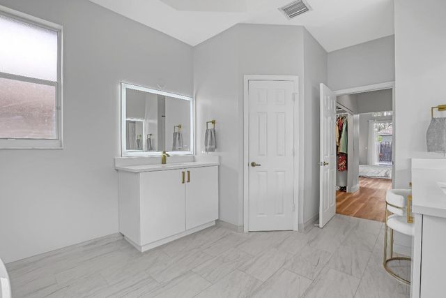 2150 NW 125th Terrace, Pembroke Pines, FL 33028