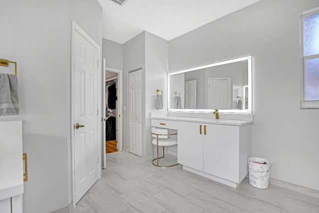 2150 NW 125th Terrace, Pembroke Pines, FL 33028