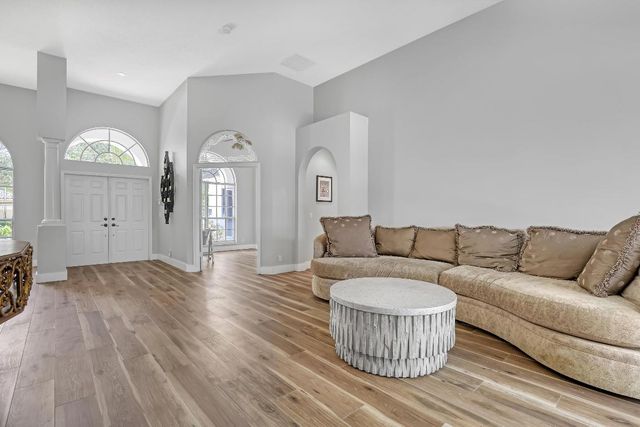 2150 NW 125th Terrace, Pembroke Pines, FL 33028