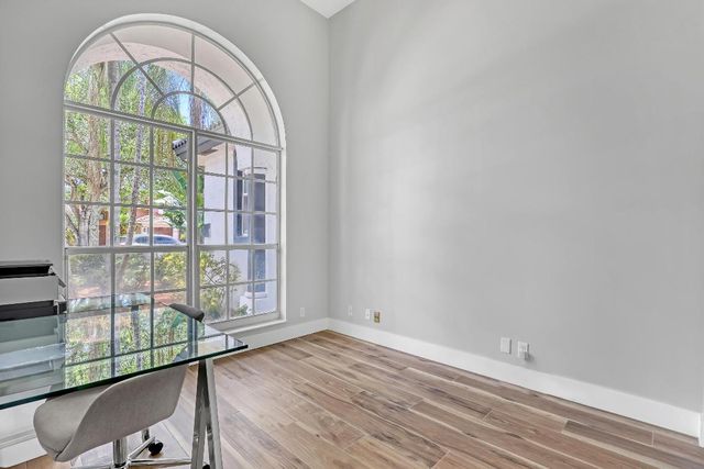 2150 NW 125th Terrace, Pembroke Pines, FL 33028