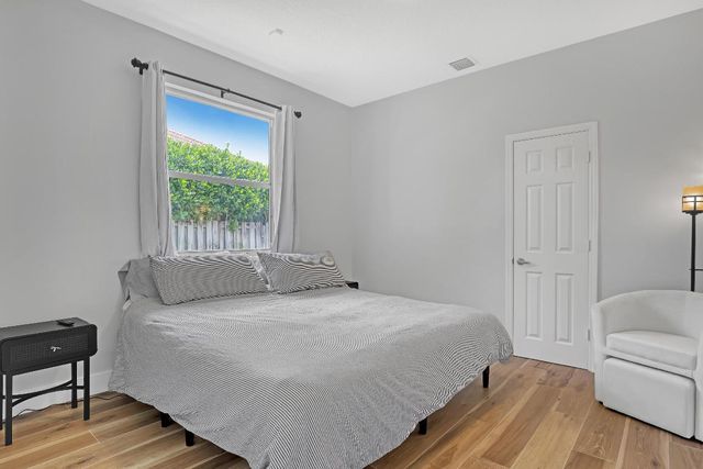 2150 NW 125th Terrace, Pembroke Pines, FL 33028