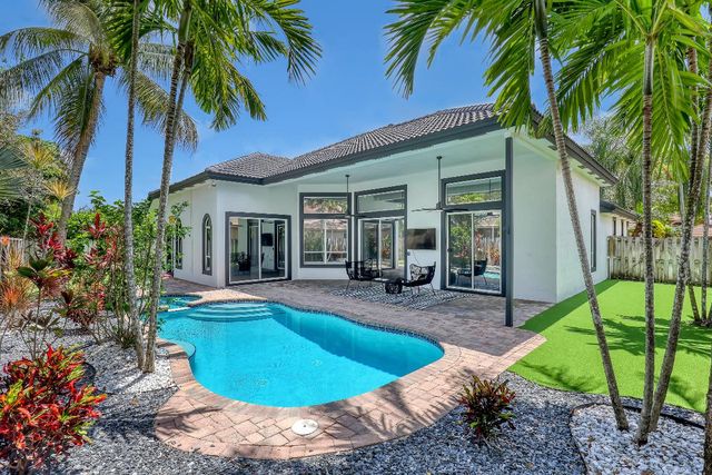 2150 NW 125th Terrace, Pembroke Pines, FL 33028