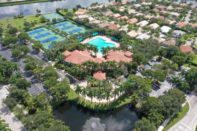 2150 NW 125th Terrace, Pembroke Pines, FL 33028