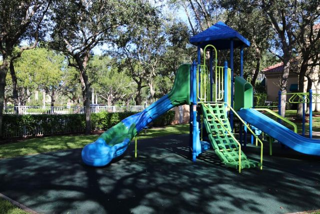 2150 NW 125th Terrace, Pembroke Pines, FL 33028