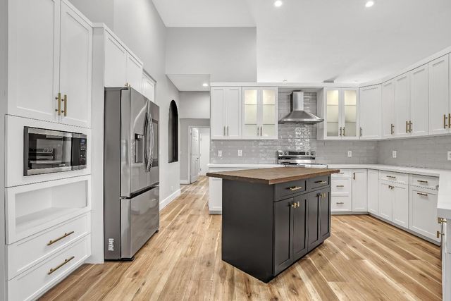 2150 NW 125th Terrace, Pembroke Pines, FL 33028