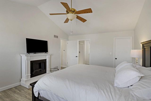 2405 16th PLACE, Kenosha, WI 53140