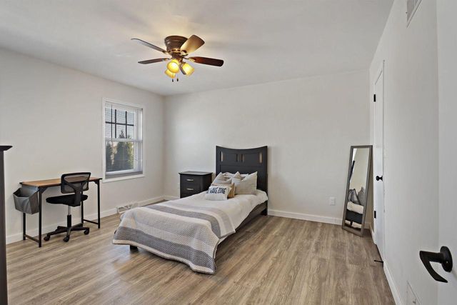 2405 16th PLACE, Kenosha, WI 53140