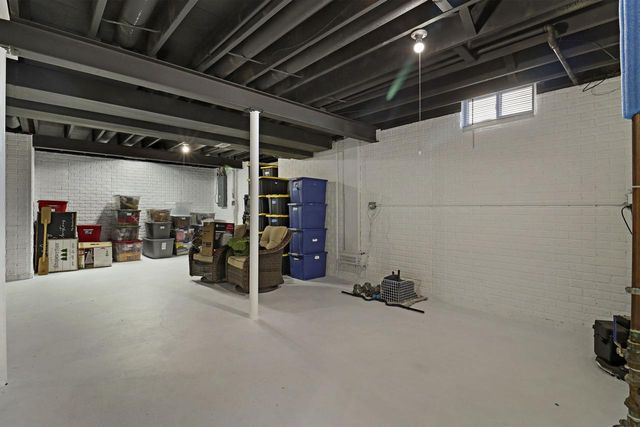 2405 16th PLACE, Kenosha, WI 53140