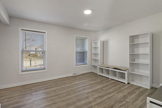 2405 16th PLACE, Kenosha, WI 53140