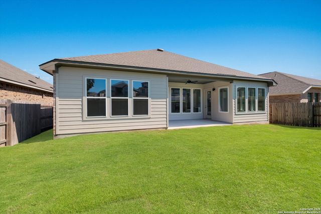 1863 Front Porch, New Braunfels, TX 78132