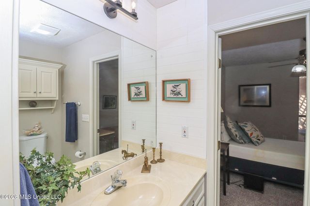 357 E Cascades Circle, Clinton, MS 39056