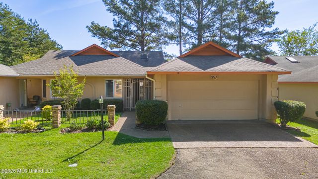 357 E Cascades Circle, Clinton, MS 39056