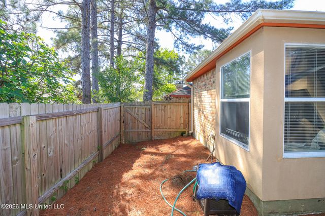 357 E Cascades Circle, Clinton, MS 39056