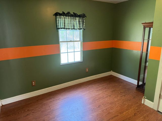 1424 Harvey Road, Huntington, WV 25701