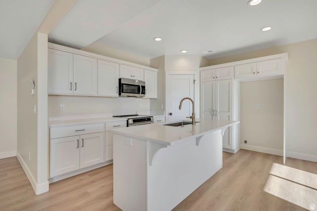 9271 N HARMONY WAY, Eagle Mountain, UT 84005