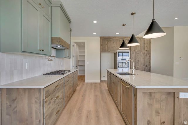 9271 N HARMONY WAY, Eagle Mountain, UT 84005