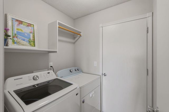 2421 N FIELDSTONE STREET, Andover, KS 67002