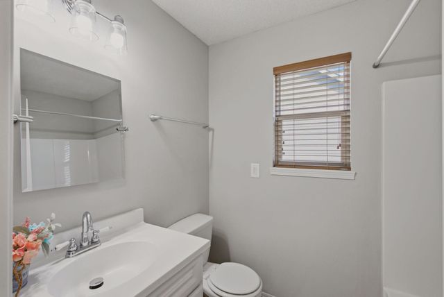2421 N FIELDSTONE STREET, Andover, KS 67002