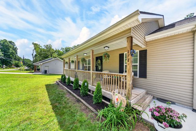 177 Orange Cir, Crossville, TN 38555