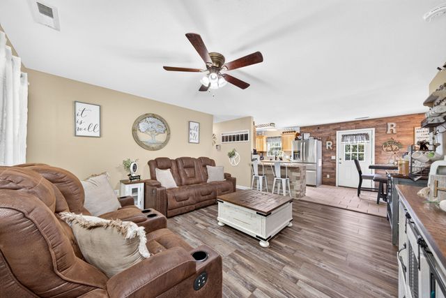 177 Orange Cir, Crossville, TN 38555