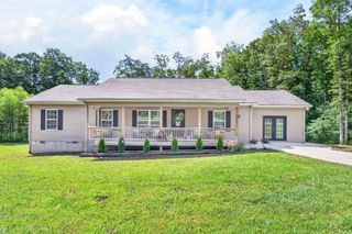 177 Orange Cir, Crossville, TN 38555