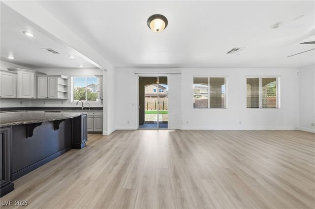 956 Via Canale Drive, Henderson, NV 89011