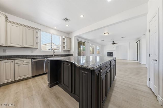 956 Via Canale Drive, Henderson, NV 89011