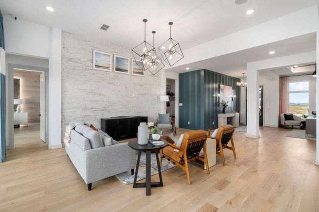 2005 Whispering Oaks Lane, Waller, TX 77484