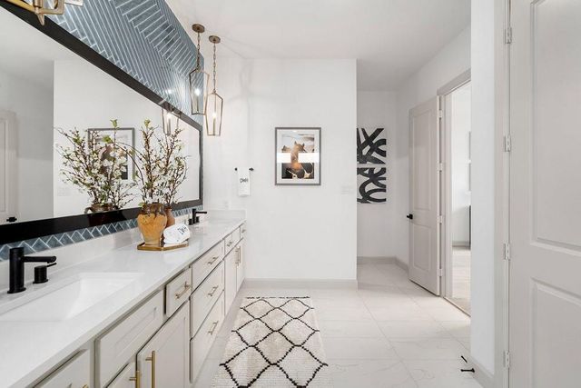 2005 Whispering Oaks Lane, Waller, TX 77484