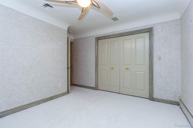 15703 Pleasant Avenue, Allen Park, MI 48101