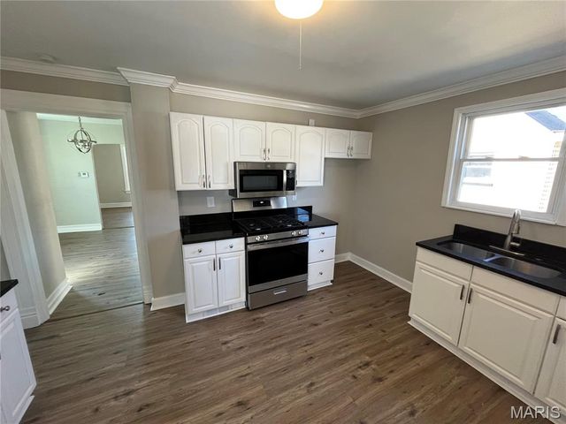 6301 Marquette Avenue, St Louis, MO 63139