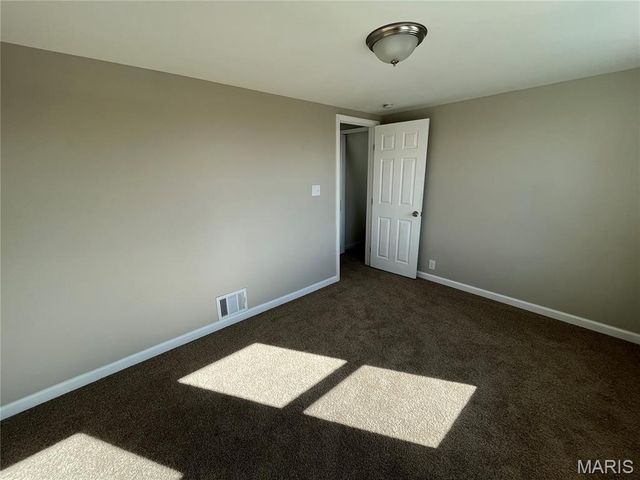 6301 Marquette Avenue, St Louis, MO 63139