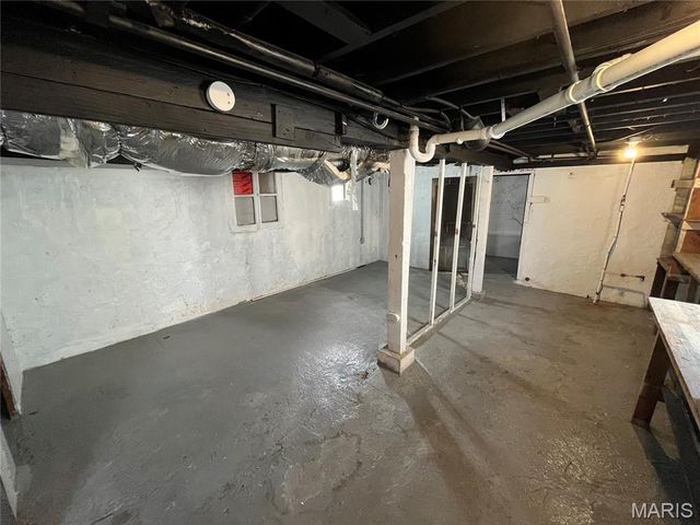 6301 Marquette Avenue, St Louis, MO 63139