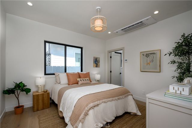 223 Howland Canal, Venice, CA 90291