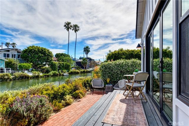 223 Howland Canal, Venice, CA 90291