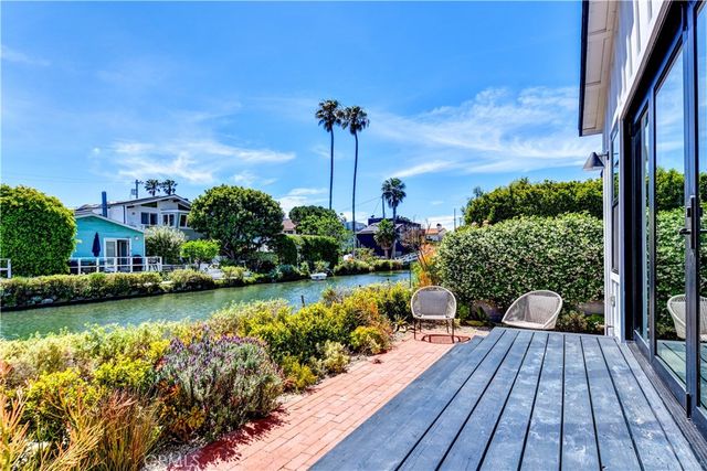 223 Howland Canal, Venice, CA 90291