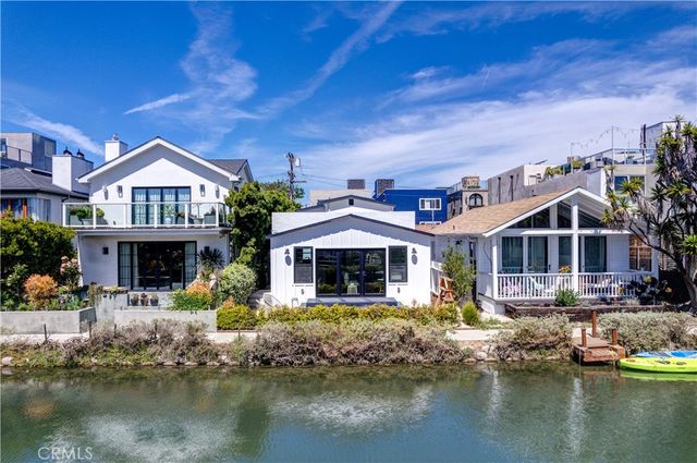 223 Howland Canal, Venice, CA 90291