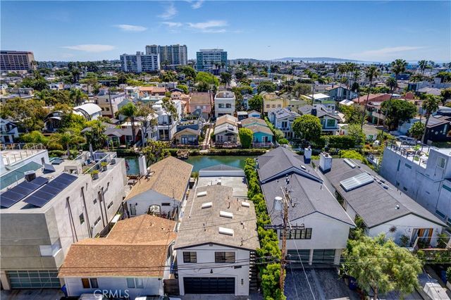 223 Howland Canal, Venice, CA 90291